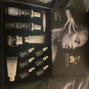 Black and Silver Skincare Set